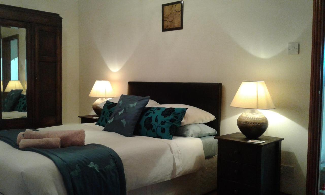 Woodpeckers Cottage B&B Pett Ngoại thất bức ảnh